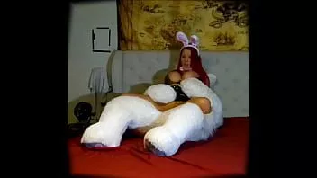 Riproduci Milf, bunny fuck 2, amatoriale grandi tette naturali, grande bottino, sperma sulle tette e sul culo