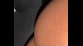 Abspielen Meine Stiefschwester hier in die Muschi zu ficken ist so cremig