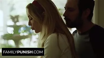 Odtwórz Nie za stary, żeby znowu pieprzyć moją siostrę | Aiden Ashley, pistolet Tommy