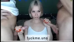 play Remaja Pirang Akan Dibajak pada Webcam - Video Seks Penuh