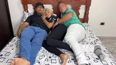 Reproducir Cordo viendo películas con Latina GF & Friend - Anal, mamada, vaquera, gran culo