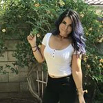 قناة Pamela Rios