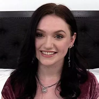 قناة Gracie Gates