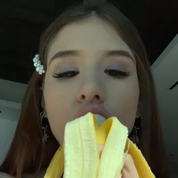 Pornostar Isabell Moon